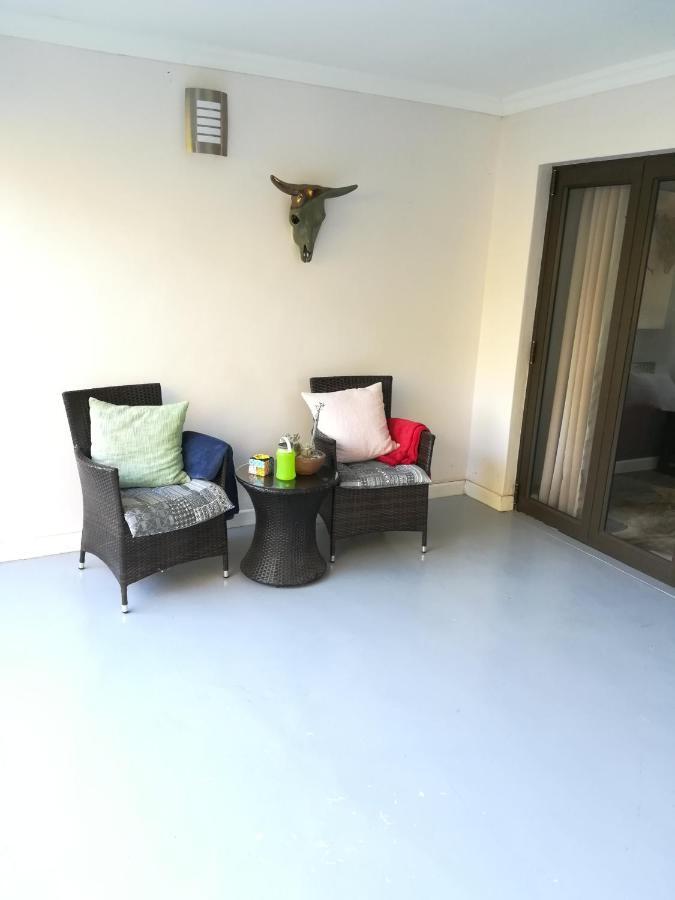 Christofphs Bed and Breakfast Bonnievale Εξωτερικό φωτογραφία